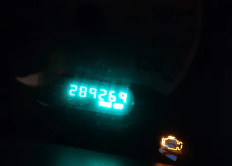 2005 Chrysler Town & Country Touring z USA, uszkodzony, nr VIN 2C4GP54L05R467718